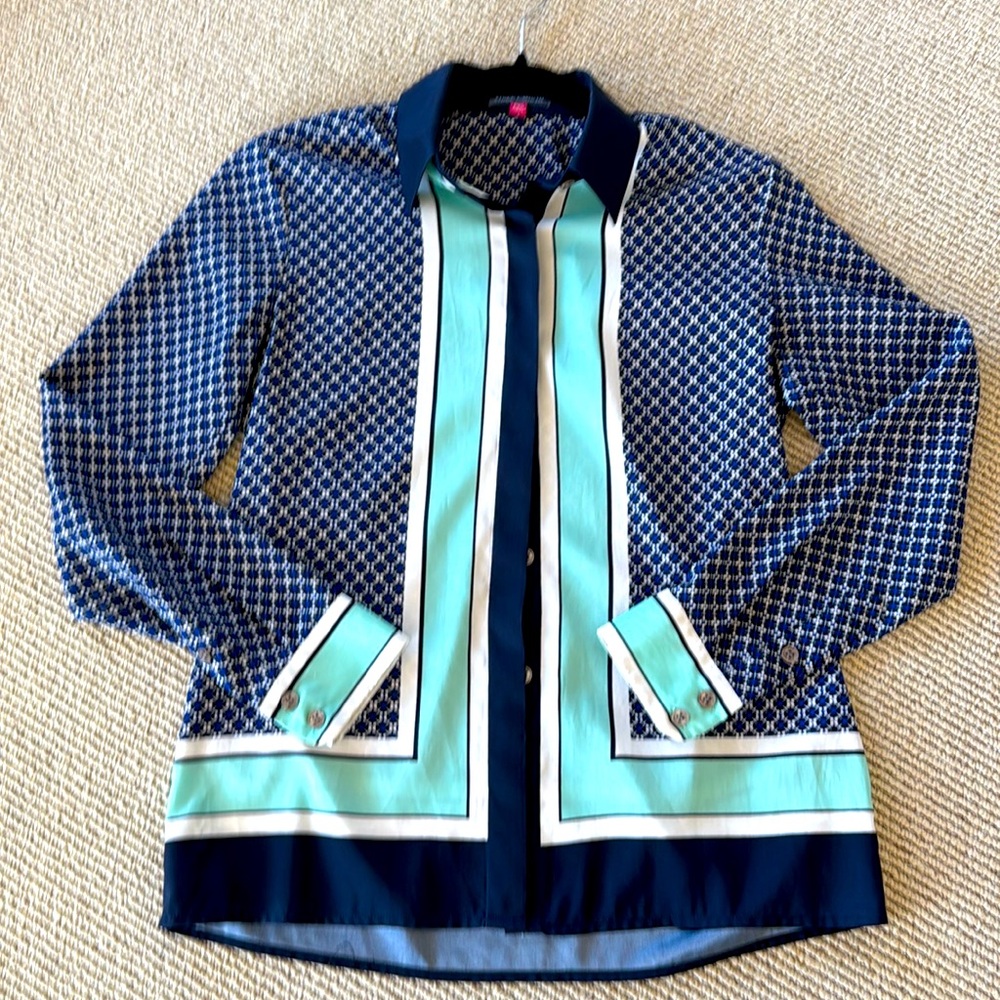 Vince Camuto silky blouse